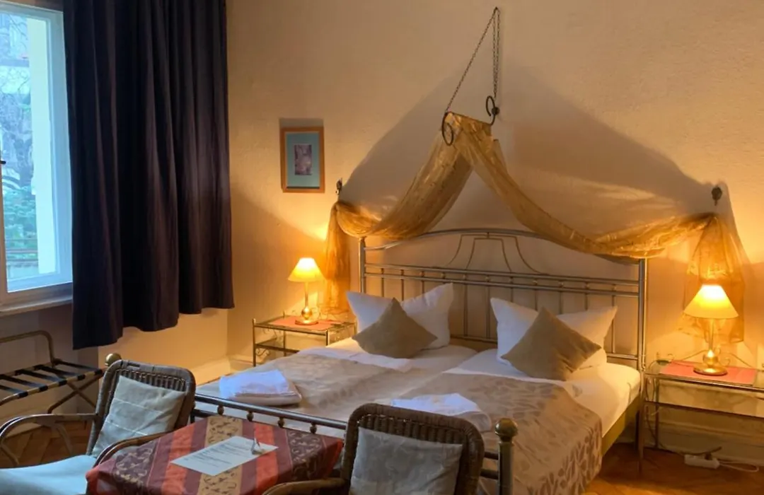 Hotel Pension Senta-1
